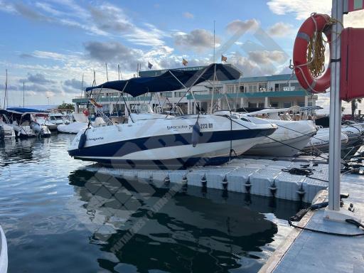 plataformas flotantes para embarcaciones